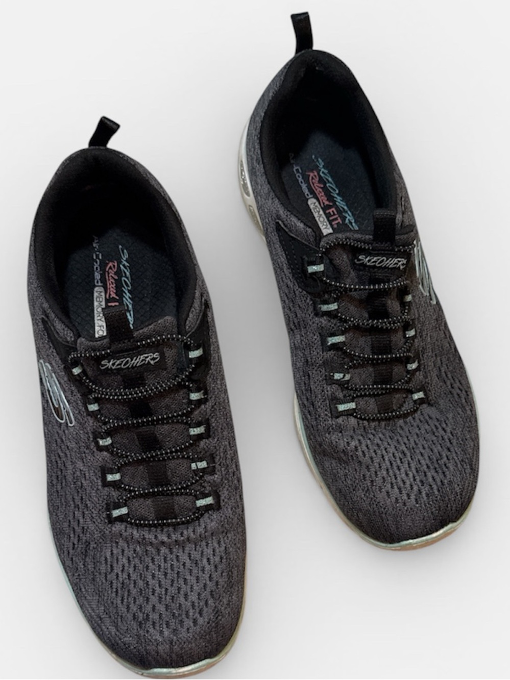 Skecher’s Women’s Charcoal Empire D’luxe SlipOn Athletic Sneakers w/Mint Trim